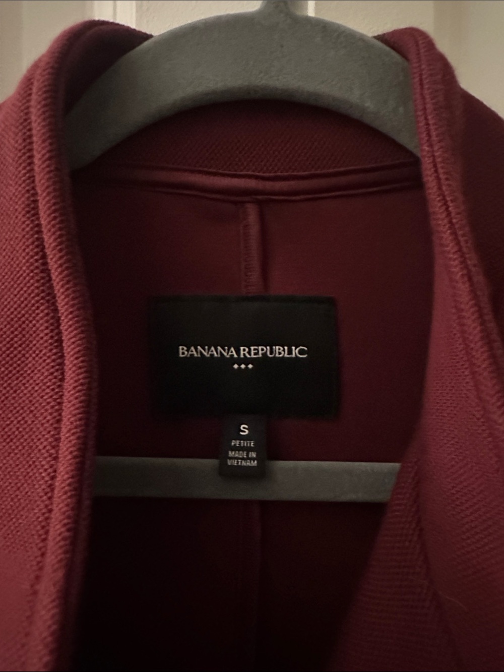 Banana Republic Knit Pique Blazer in Bright Wine - Small Petite - Picture 2 of 6